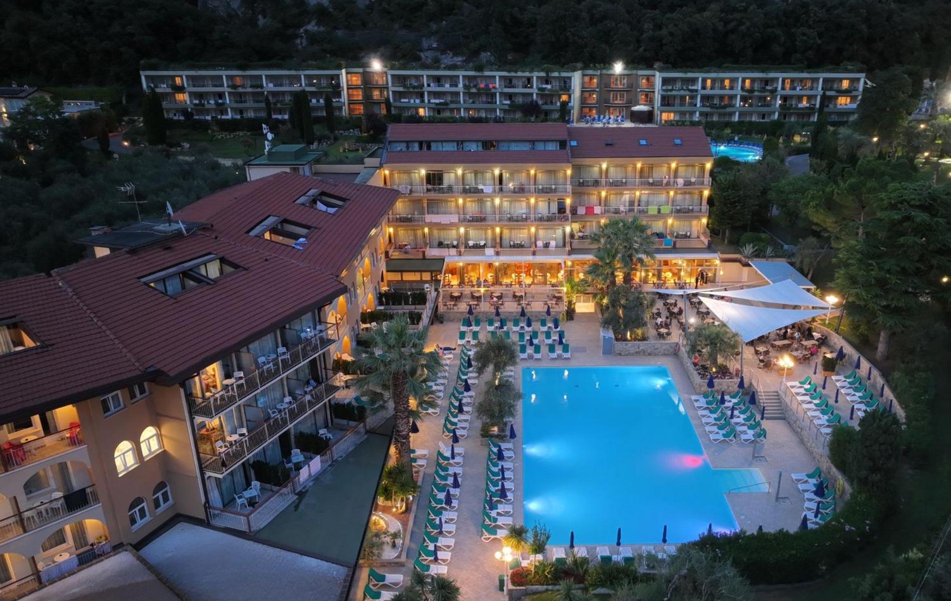 Majestic Palace Malcesine Ngoại thất bức ảnh